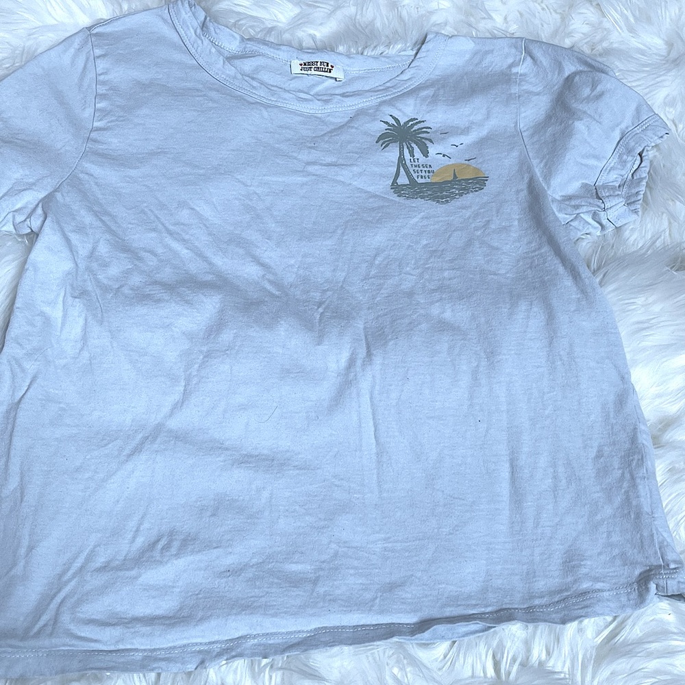 Vintage feel soft palm tree t-shirt in small
